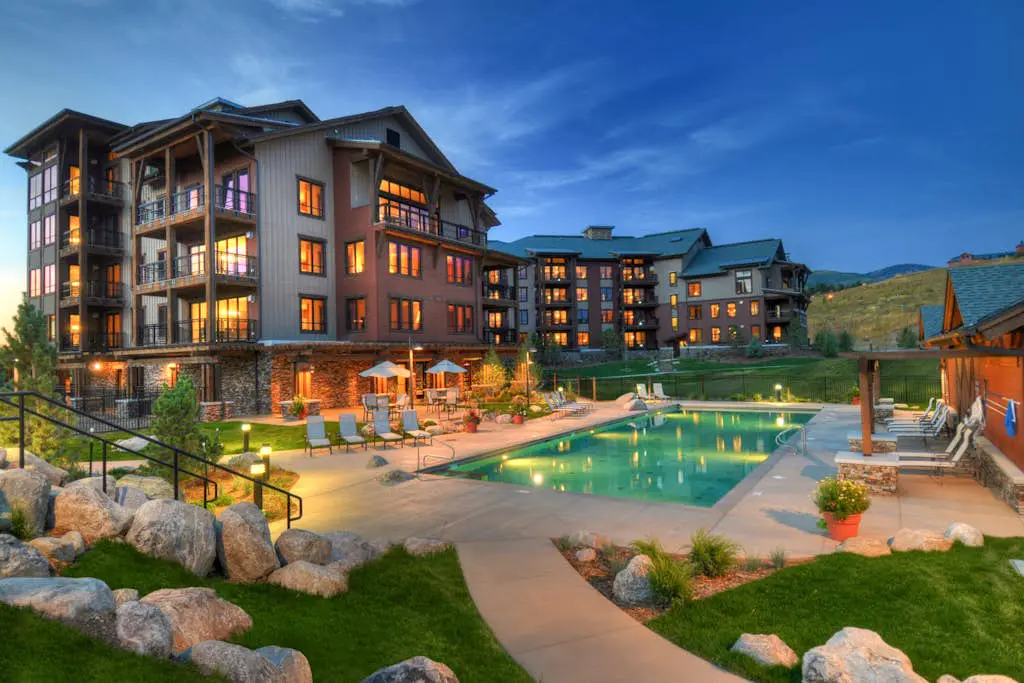 Trailhead Lodge 2102