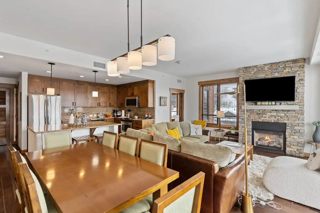 Trailhead Lodge 2102