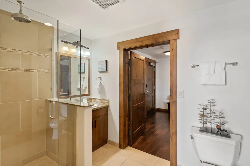 Trailhead Lodge 2102