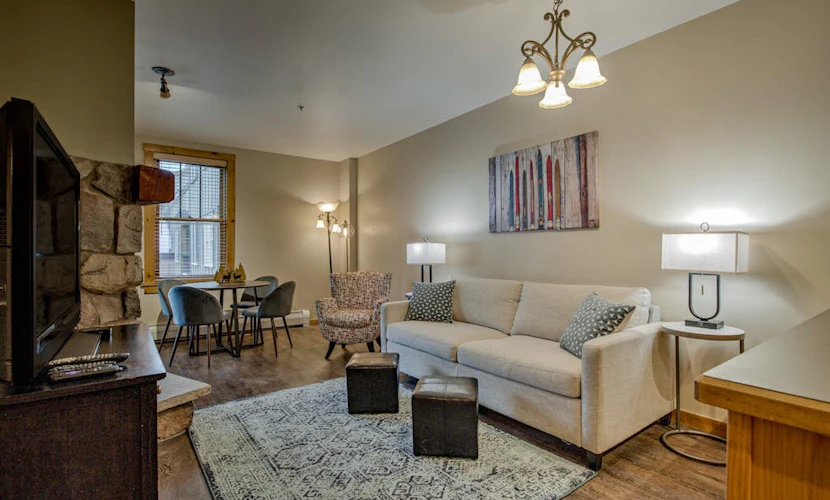 Keystone Condo w/Mountain Views, Shared Pool/Hot Tub - Near Ski Lift/Restaurants
