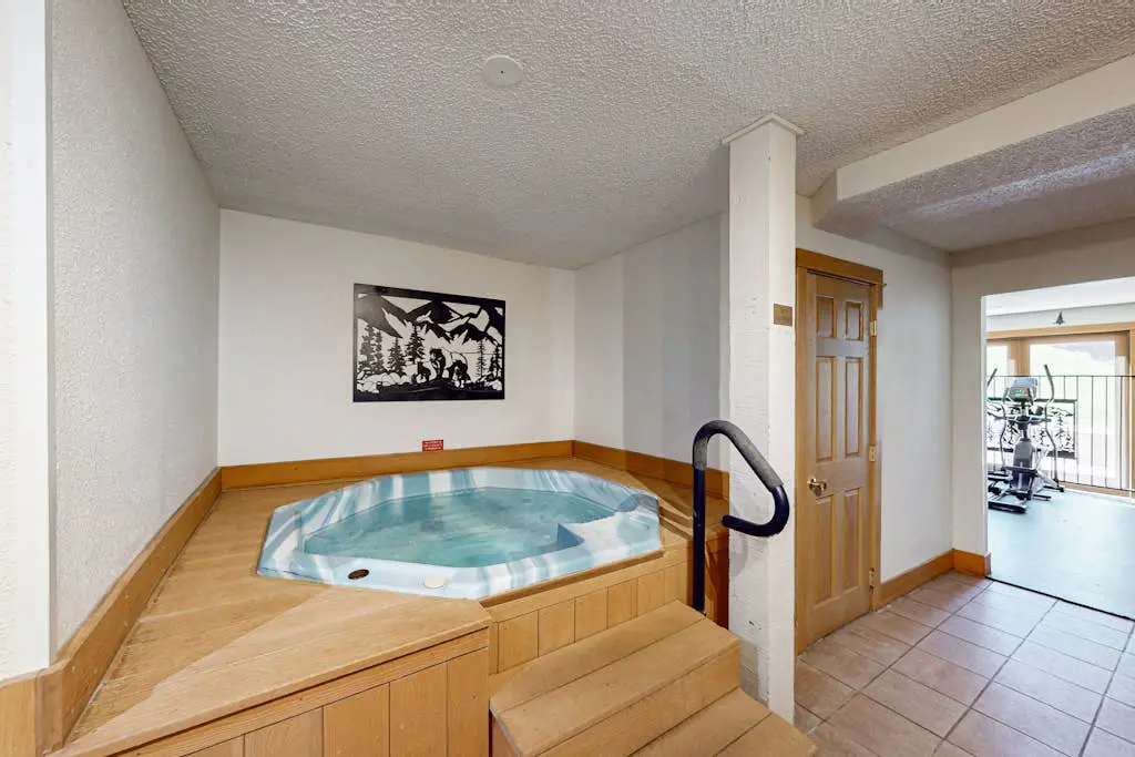 Ski Inn 115