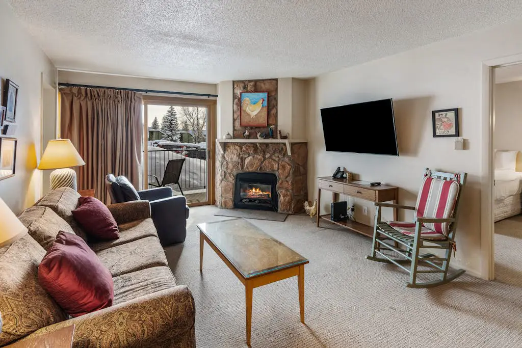 Ski Inn 115