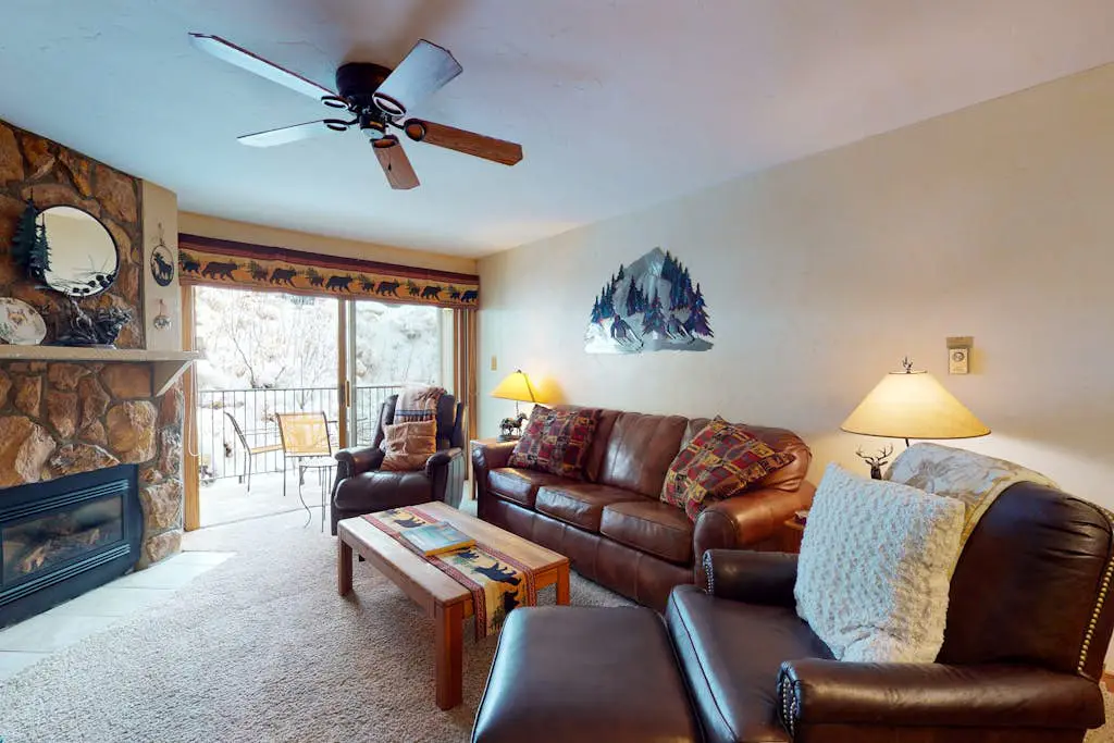 Ski Inn 324