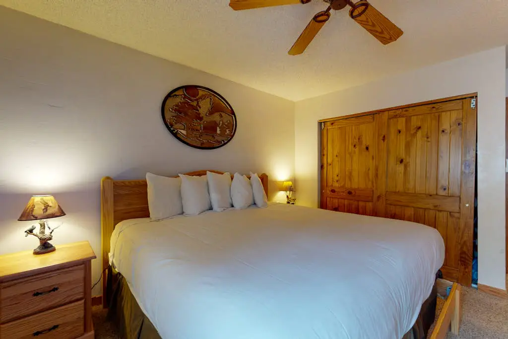 Ski Inn 324