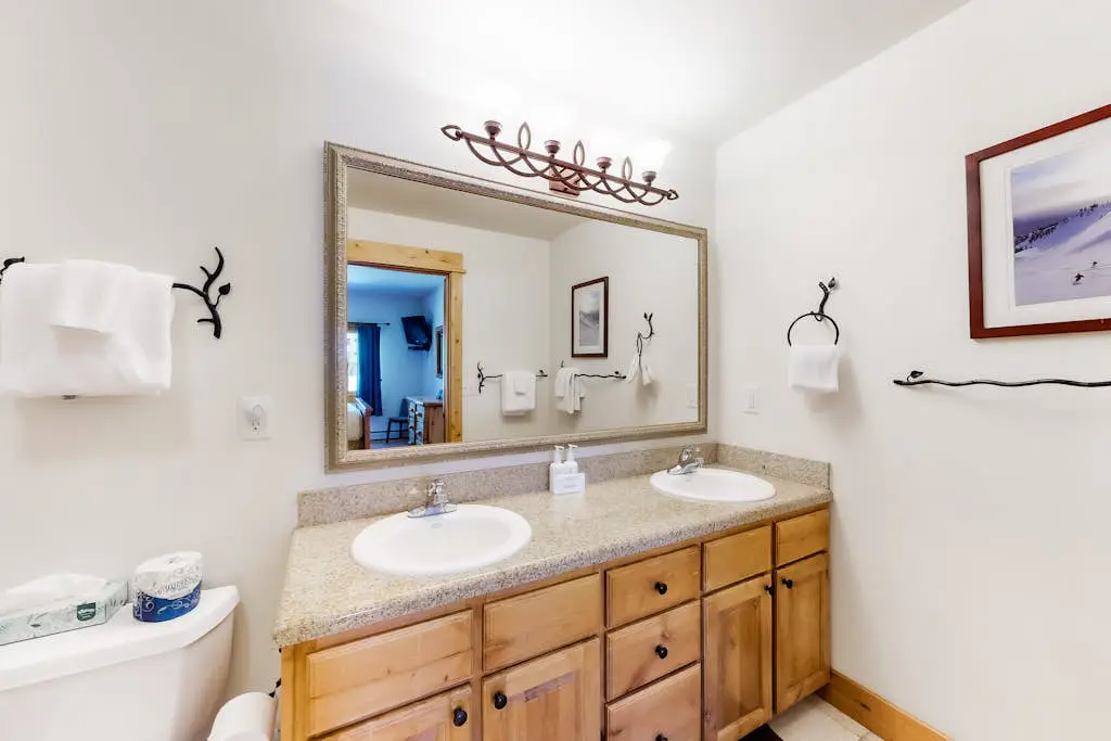 Canyon Creek A205