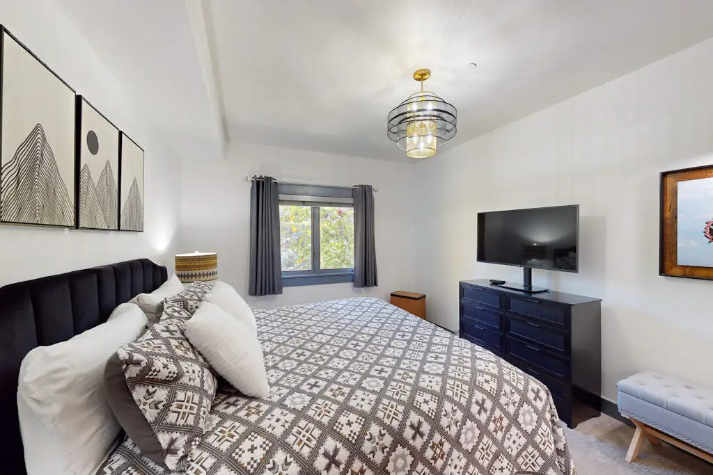 Canyon Creek B304