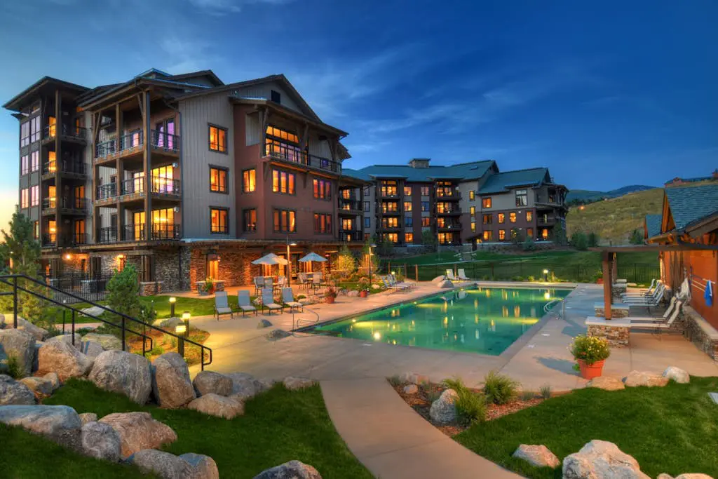 Trailhead Lodge 4114