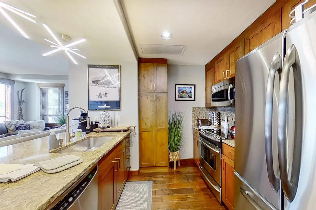 Trailhead Lodge 4114
