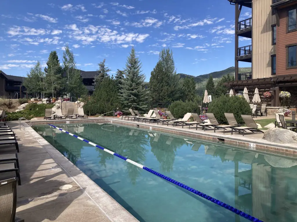 Trailhead Lodge 4114