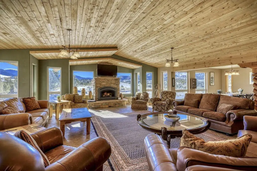 Mountain Views Retreat