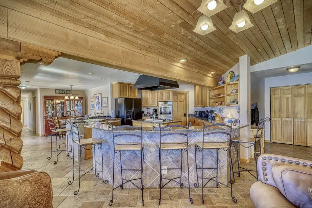Mountain Views Retreat