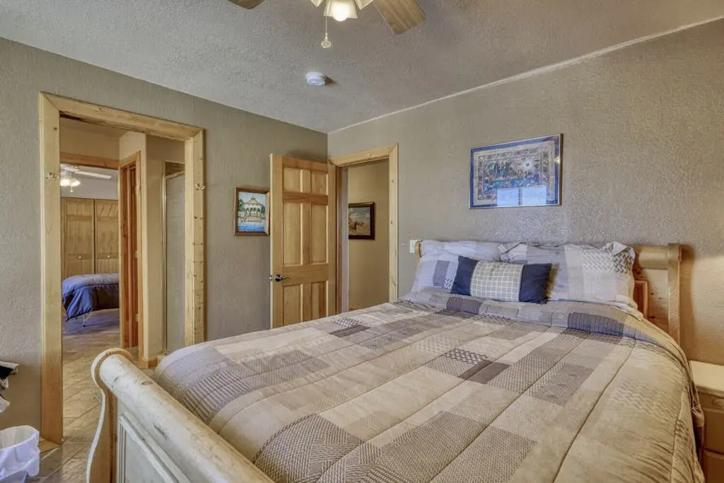Mountain Views Retreat