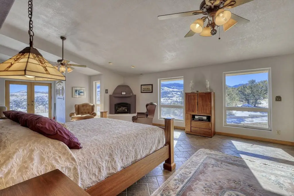 Mountain Views Retreat