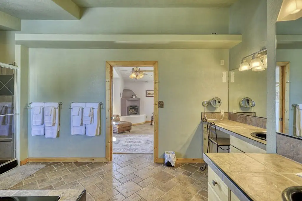 Mountain Views Retreat