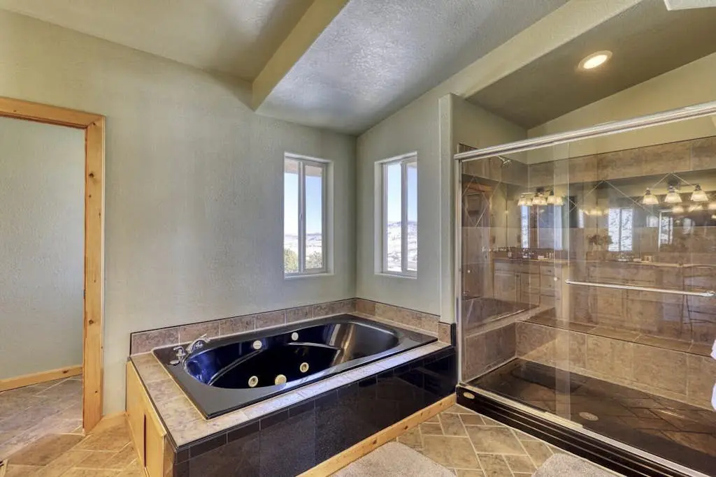 Mountain Views Retreat