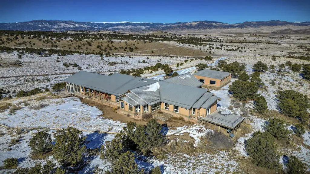 Mountain Views Retreat