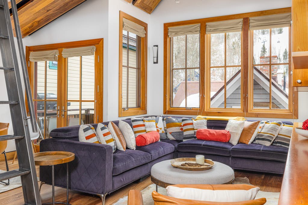 Townhome in the heart of Telluride with elevator - walk to lifts & Main St.