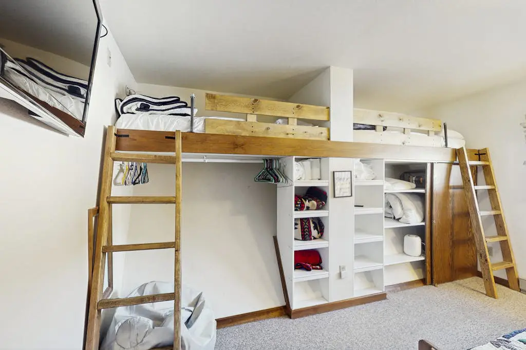 Skiing Sanctuary