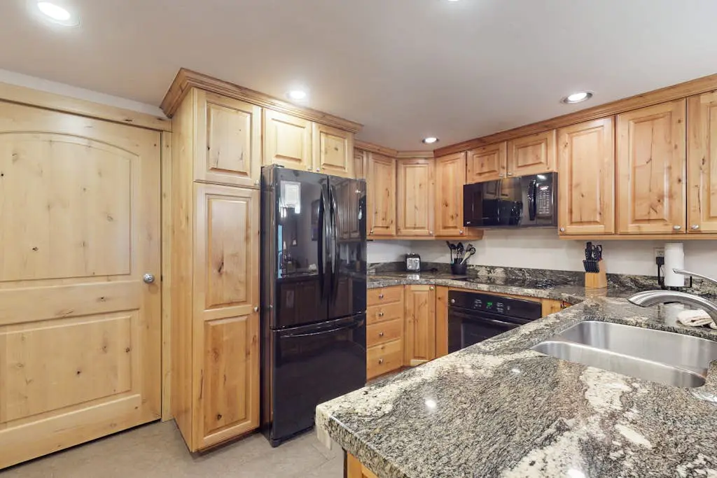 Fallridge 402