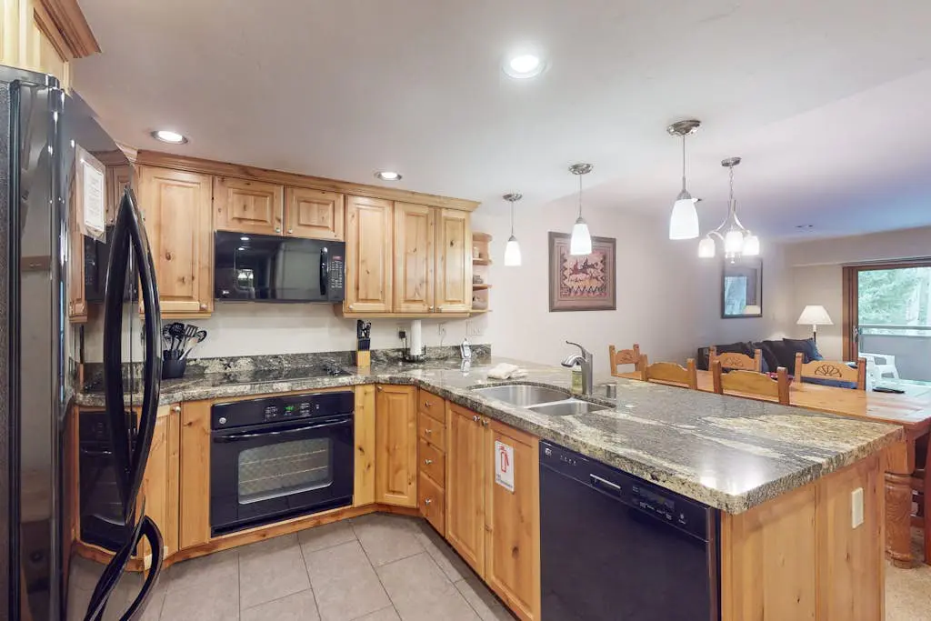 Fallridge 402