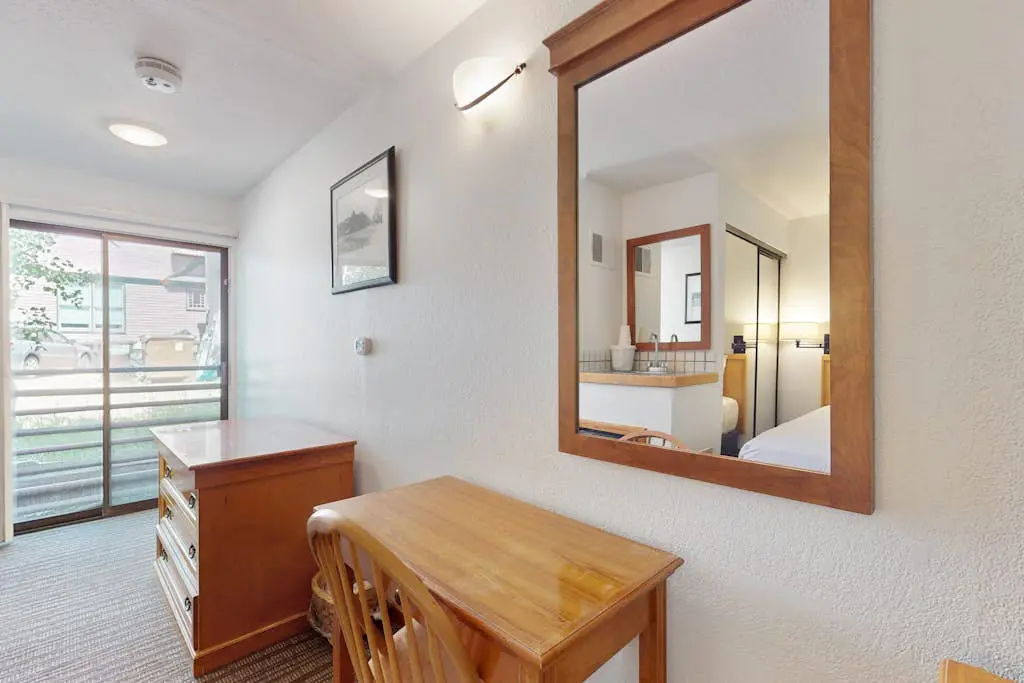 Aspen Mountain Lodge 208