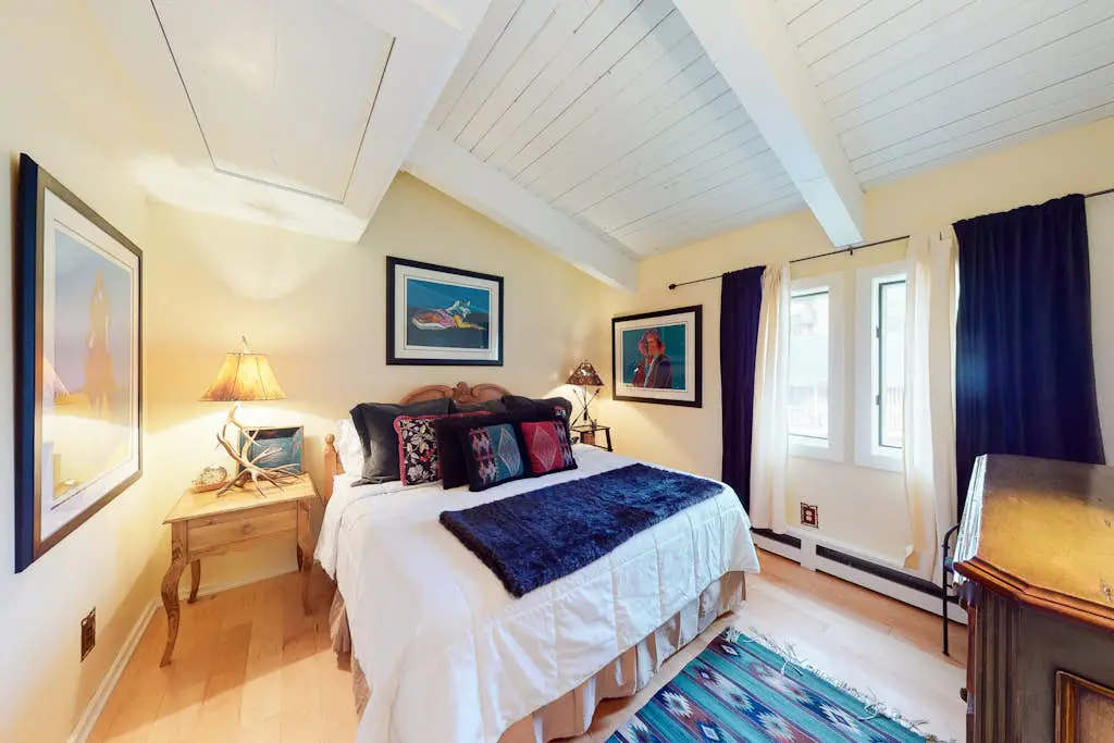 Peaceful Woodbridge Hideaway 14C