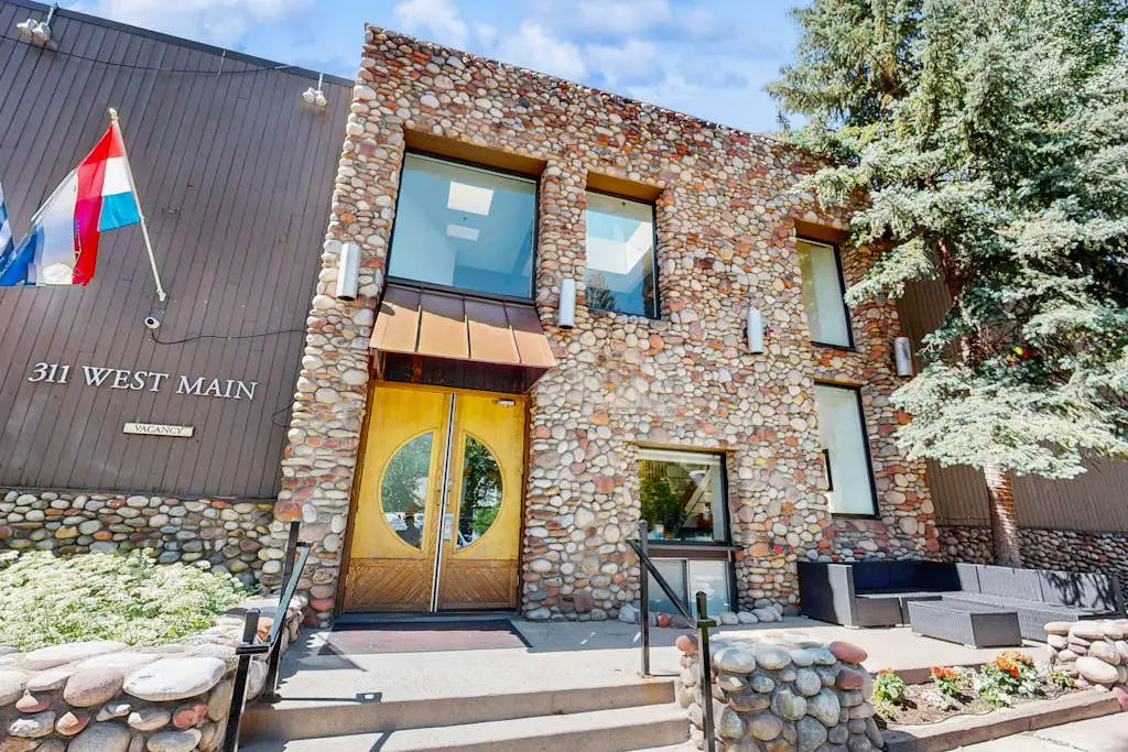 Aspen Mountain Lodge 202