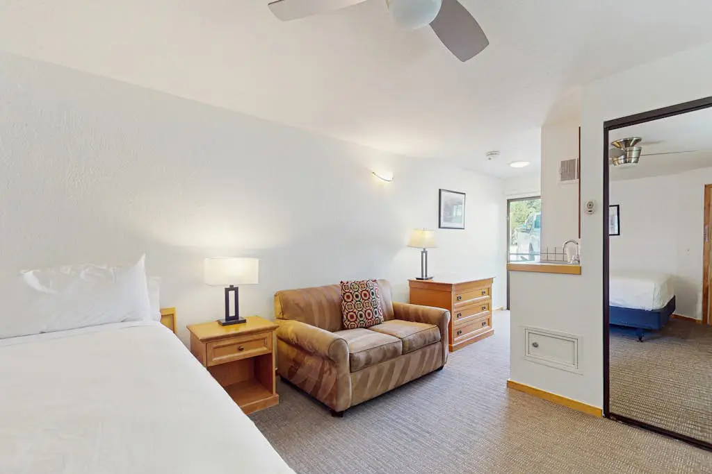 Aspen Mountain Lodge 210