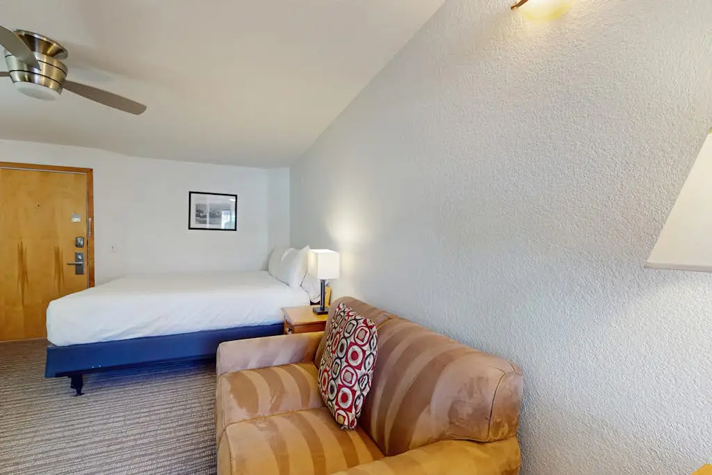 Aspen Mountain Lodge 210