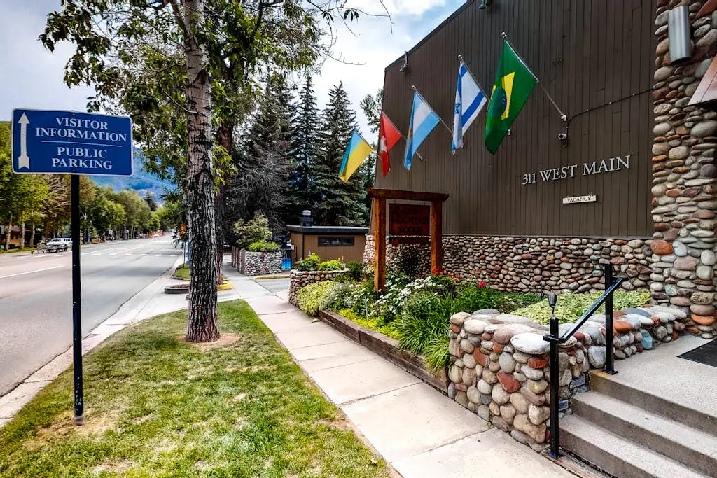 Aspen Mountain Lodge 210