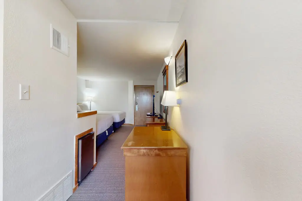 Aspen Mountain Lodge 206