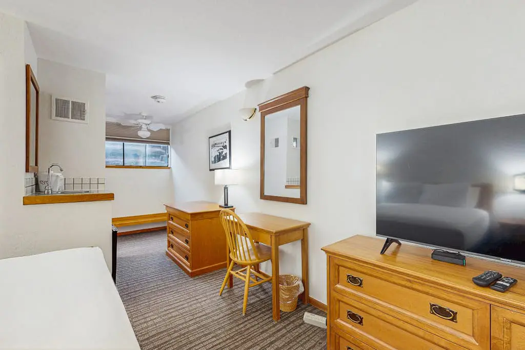 Aspen Mountain Lodge 108