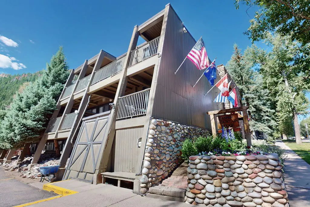 Aspen Mountain Lodge 302
