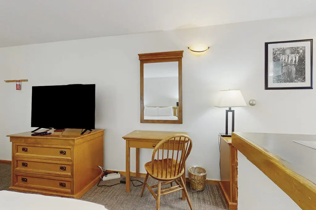 Aspen Mountain Lodge 302
