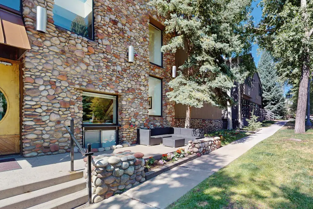 Aspen Mountain Lodge 302