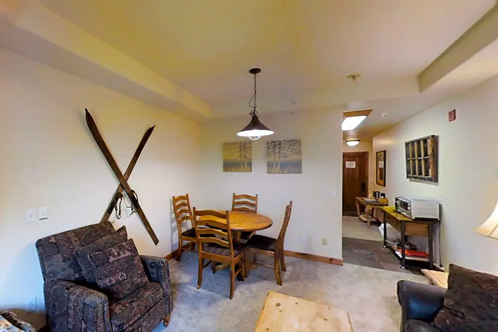 Romance at Riverbends' Snowflake Lift Studio Space with 1 and a half bathrooms