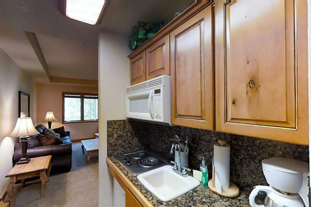 Romance at Riverbends' Snowflake Lift Studio Space with 1 and a half bathrooms