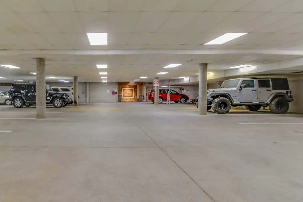 Romance at Riverbends' Snowflake Lift Studio Space with 1 and a half bathrooms