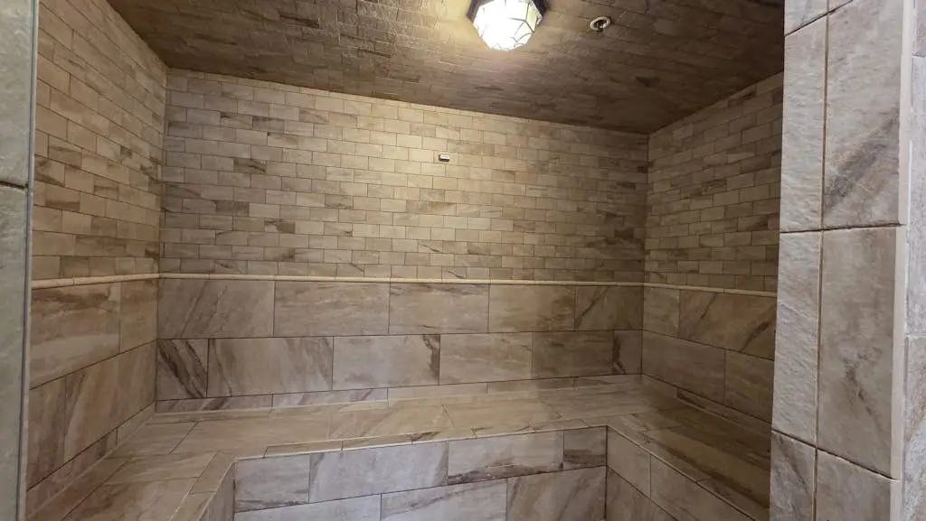 Romance at Riverbends' Snowflake Lift Studio Space with 1 and a half bathrooms