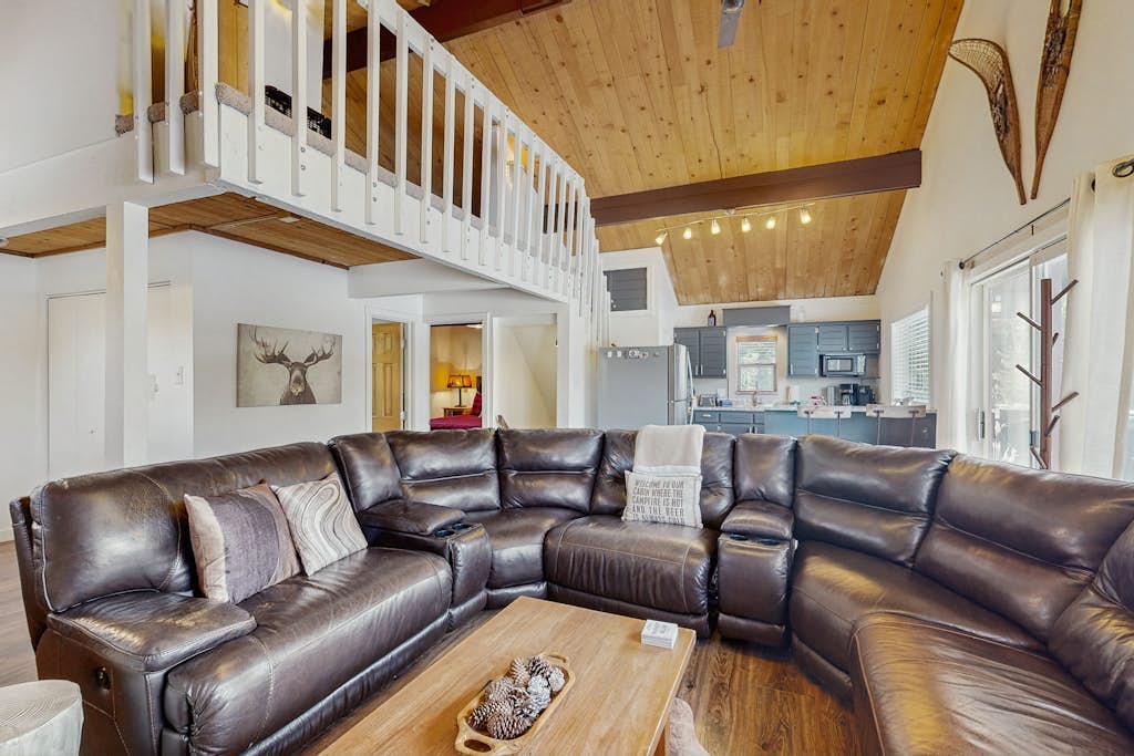 Family-friendly mountain cabin with fire pit and snow mobile parking