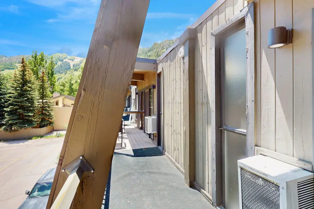 Aspen Mountain Lodge 301