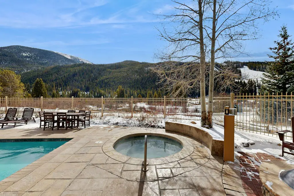 Red Hawk Lodge 2254