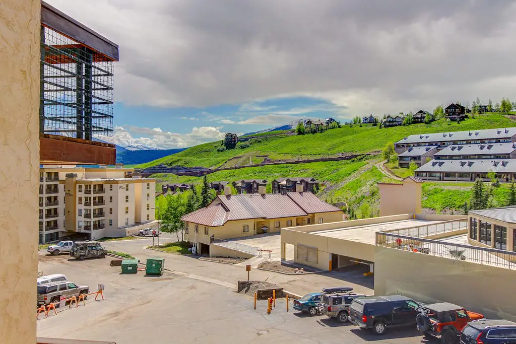 Slopeside Paradise at Axtel