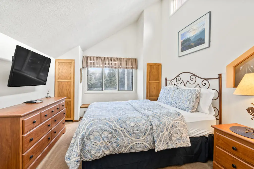 Silverpick #303 - River Rock Retreat