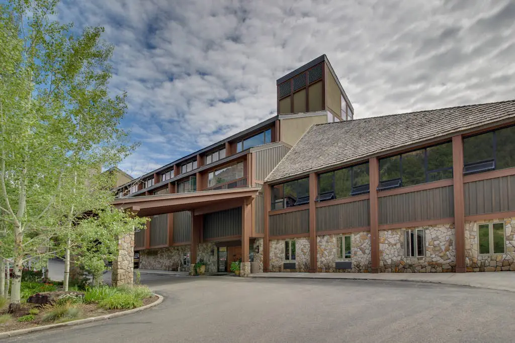 The Lodge at Tamarron #425