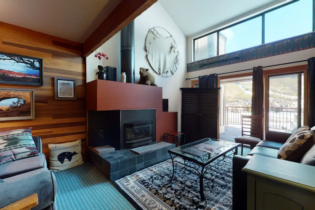 Village Point 202