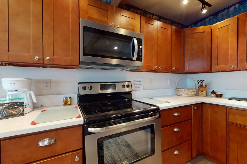 Village Point 202