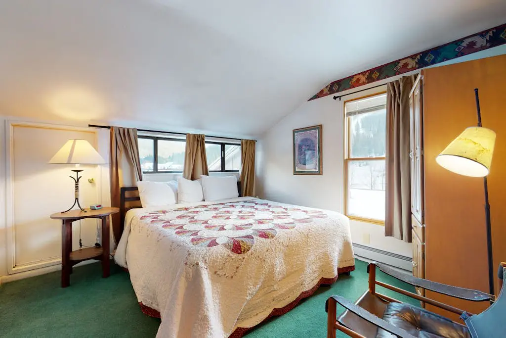 Village Point 202