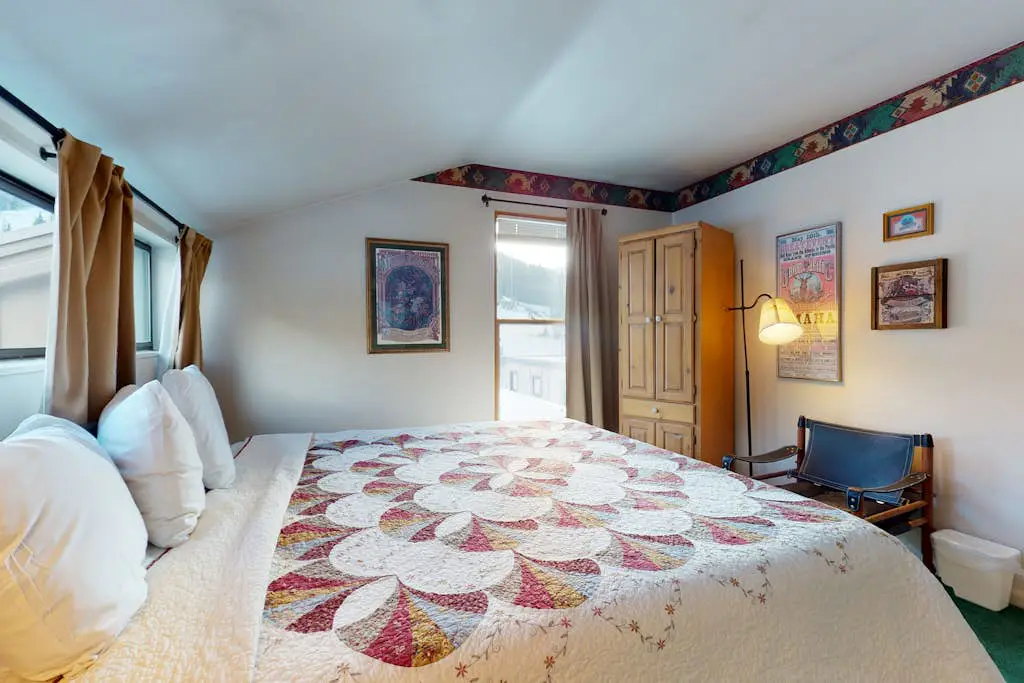 Village Point 202