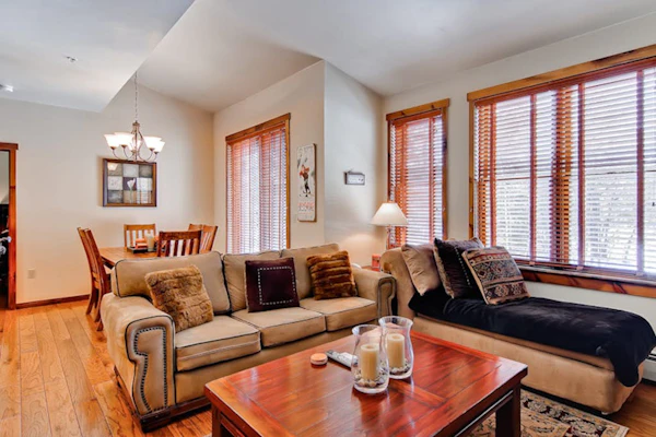 Mountain view condo with pool & hot tubs - walk to lifts, historic Main Street